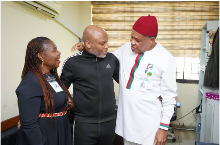 Hon Obi Aguocha R Nnamdi Kanu Middle And A Family Member During The Visit 768x507
